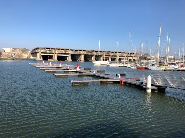 7B801930-87B6-4093-B7AA-F9672B1A1AEB