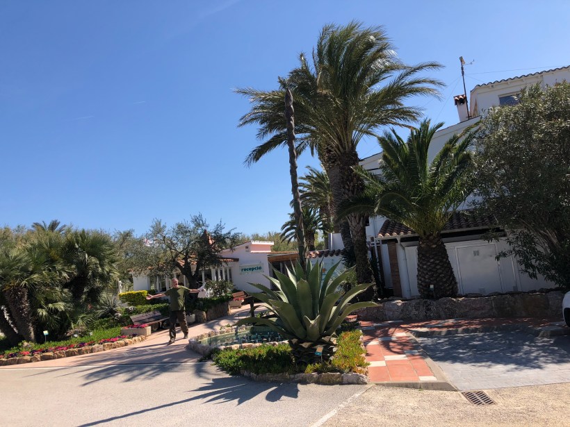 B3327128-1666-4F0B-94CE-C4115A294911