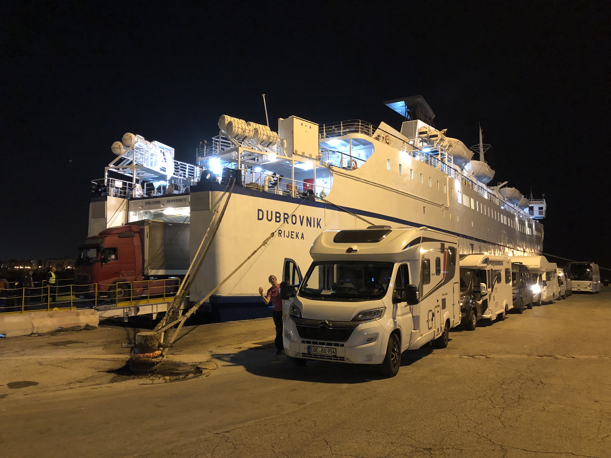 D459E107-8134-4A08-9138-7F564DB33148