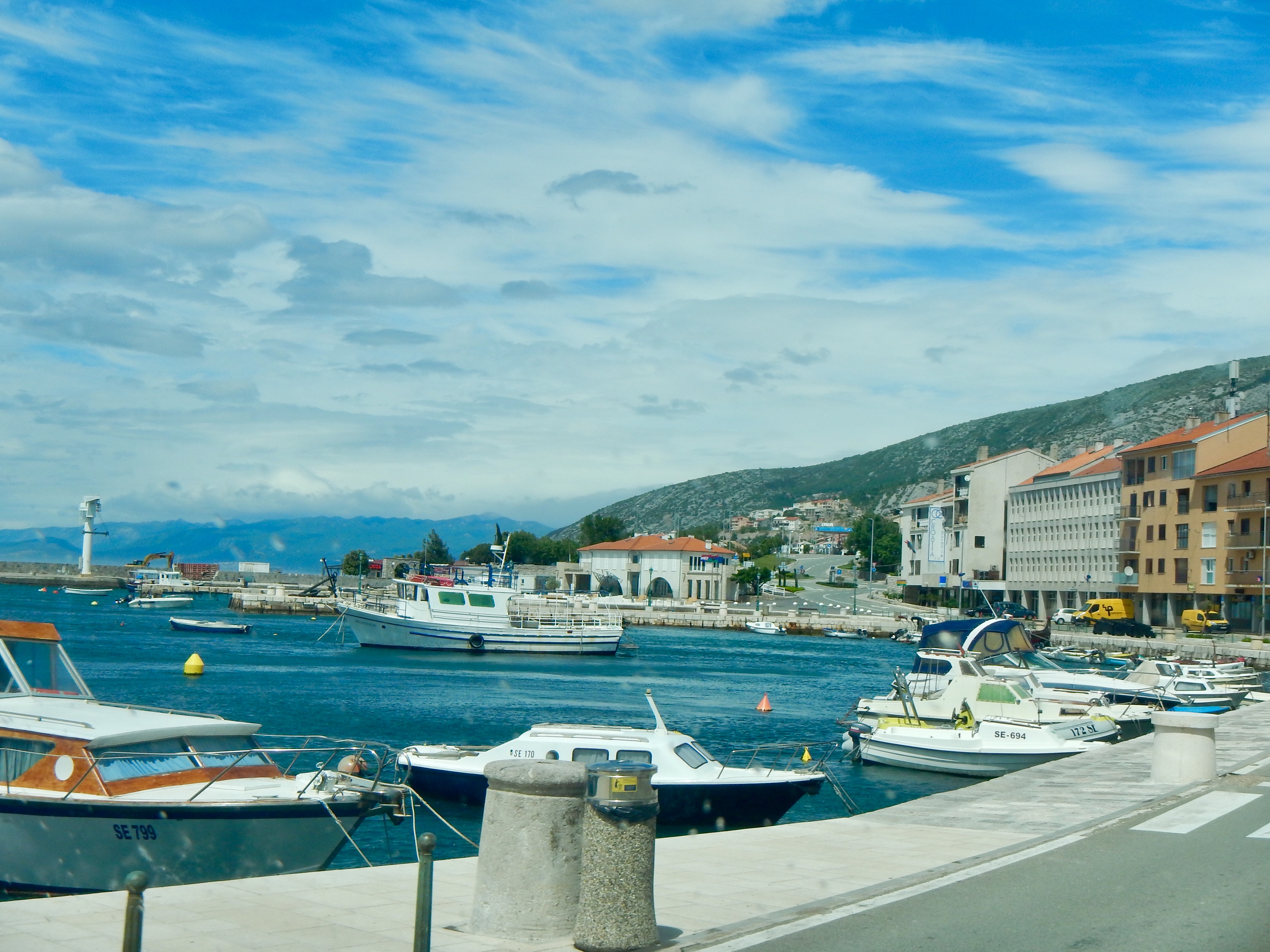 003D5C5B-C9FE-40AA-BFA0-C726584CB320