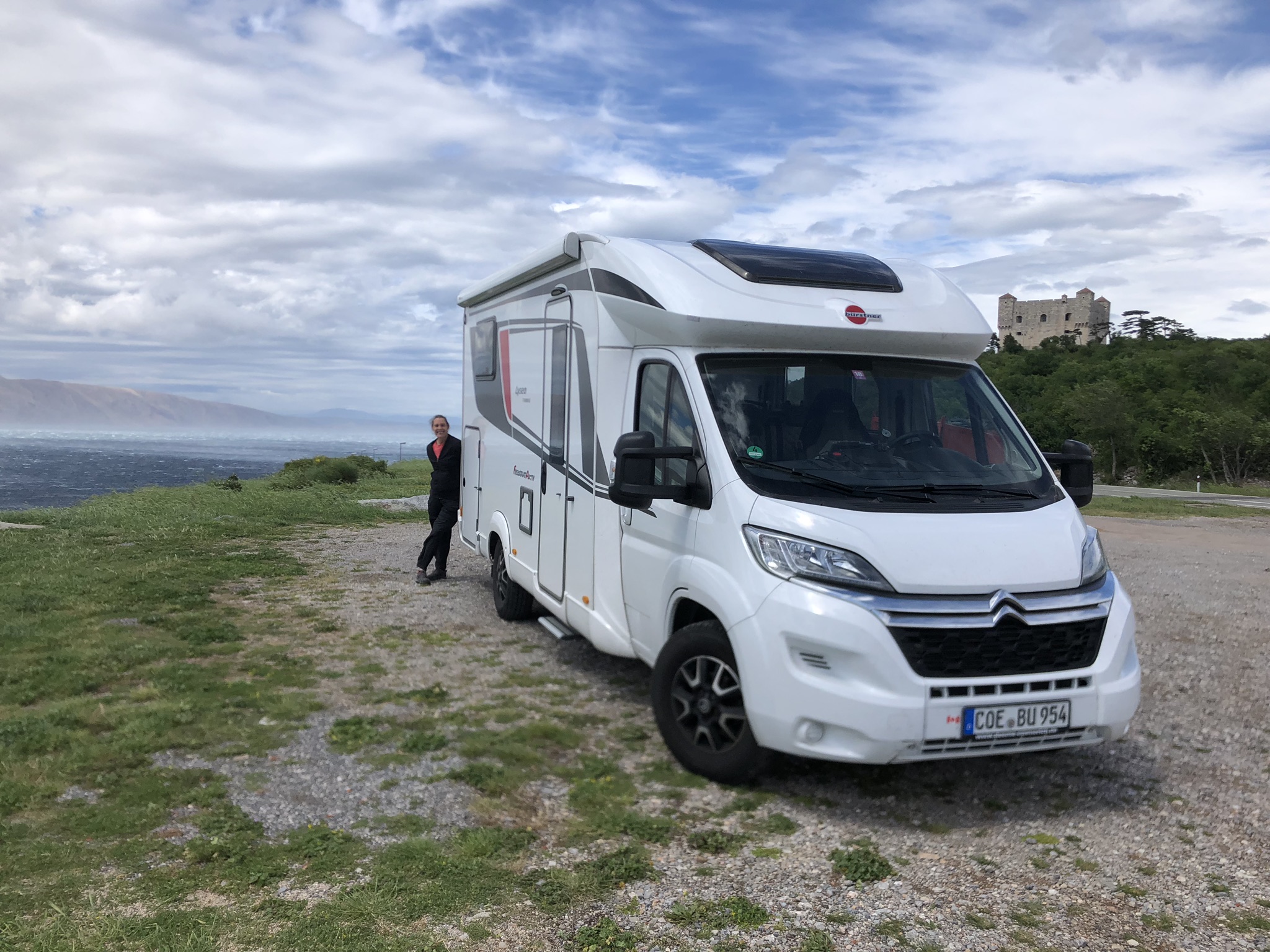 1367518B-DF94-4876-93E9-0684768505B4