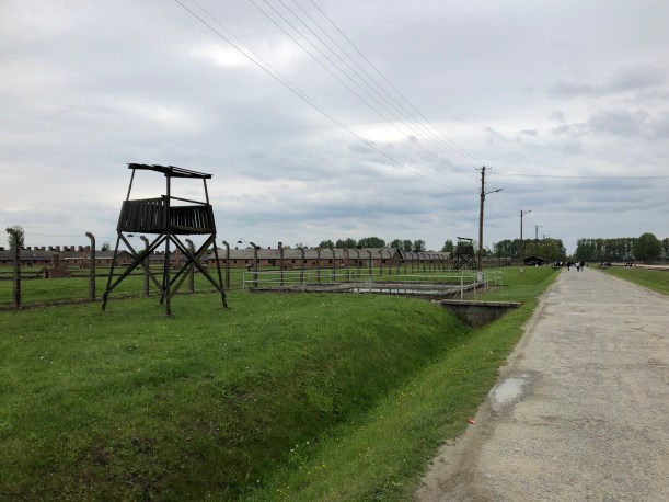 2DAFE0C2-937A-4F4E-9E2D-B13885EA835A