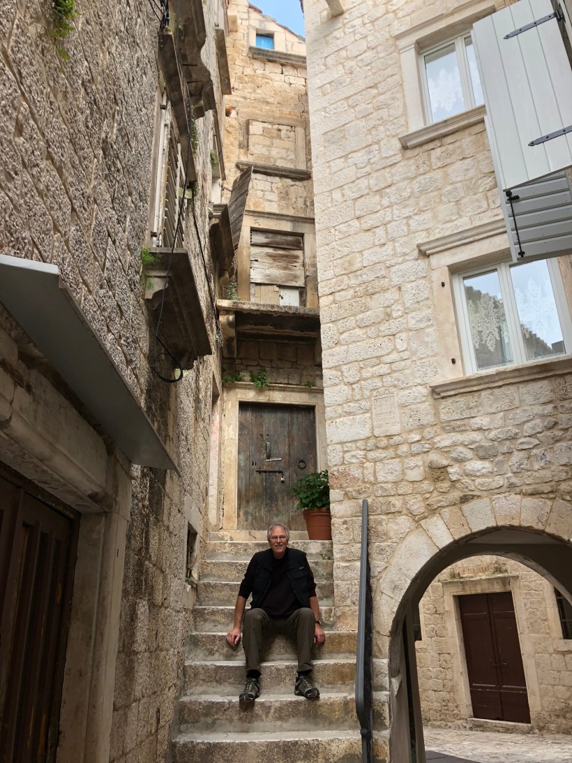 59D49DC6-EBCB-4A8B-A69F-4DEA359C6B8D