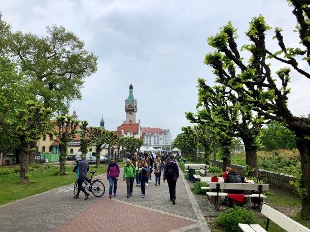 6C465117-CC8D-4DDE-8DFC-FA4FE7154896