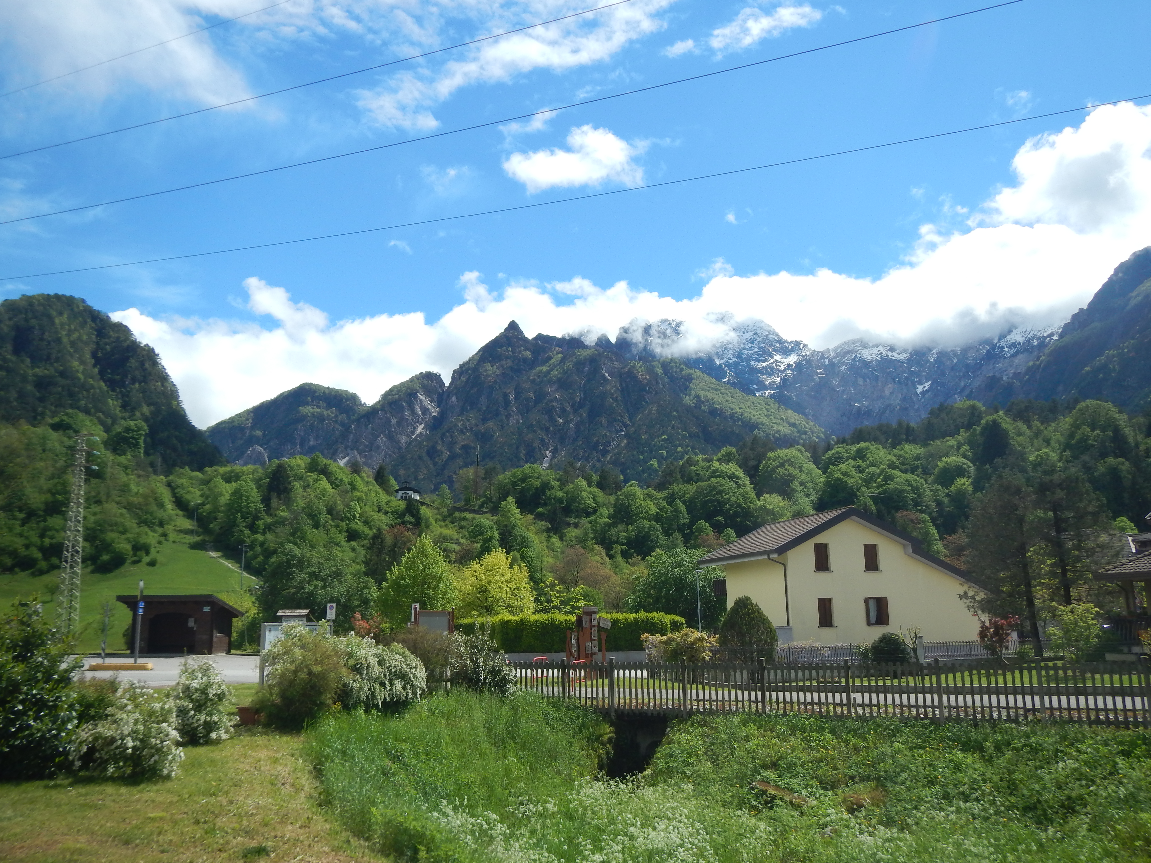 703DEBB7-1689-4471-B555-B118930680A0