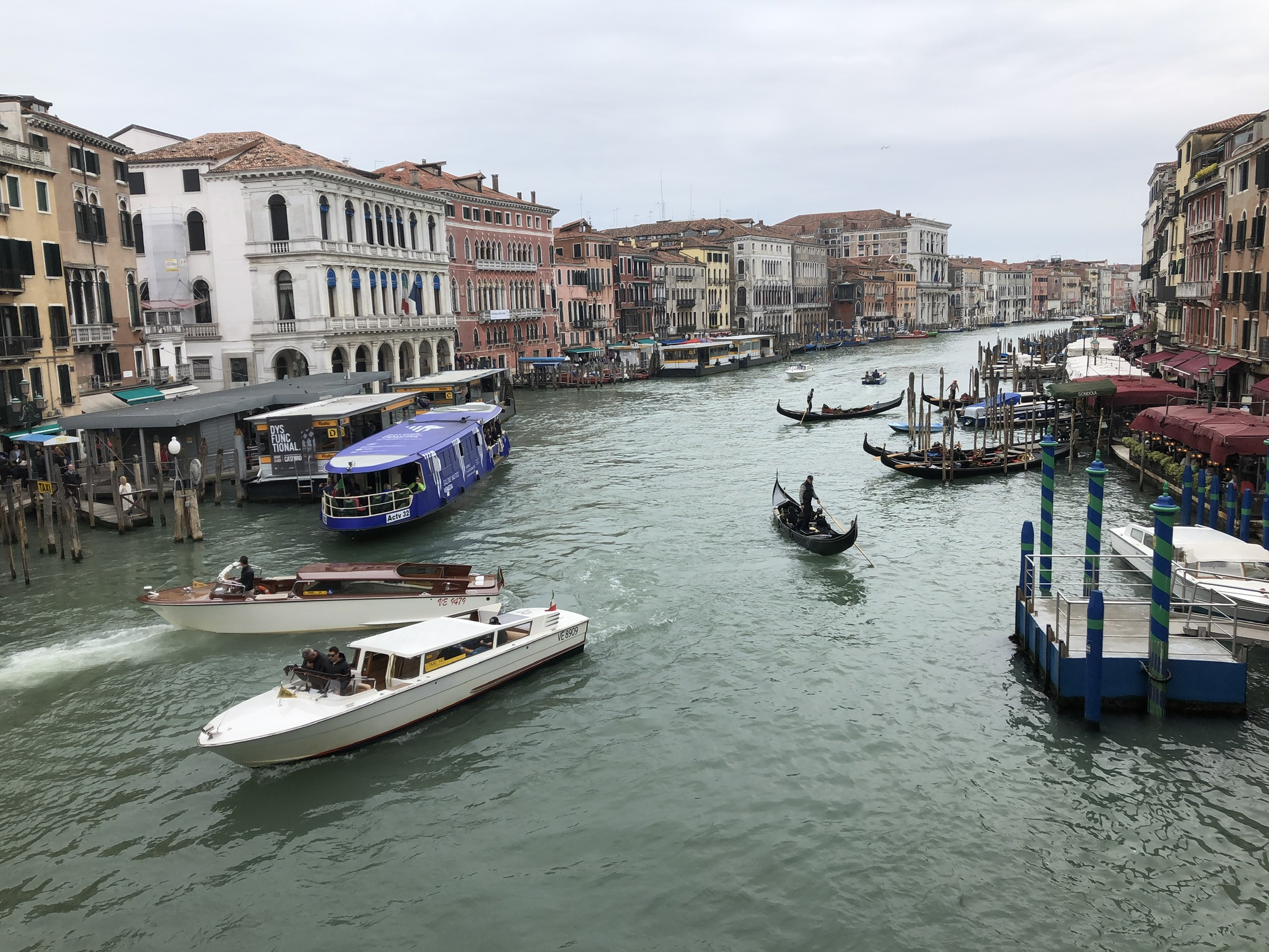 722C5516-C0EB-4326-8D31-4C9E1C75FE37