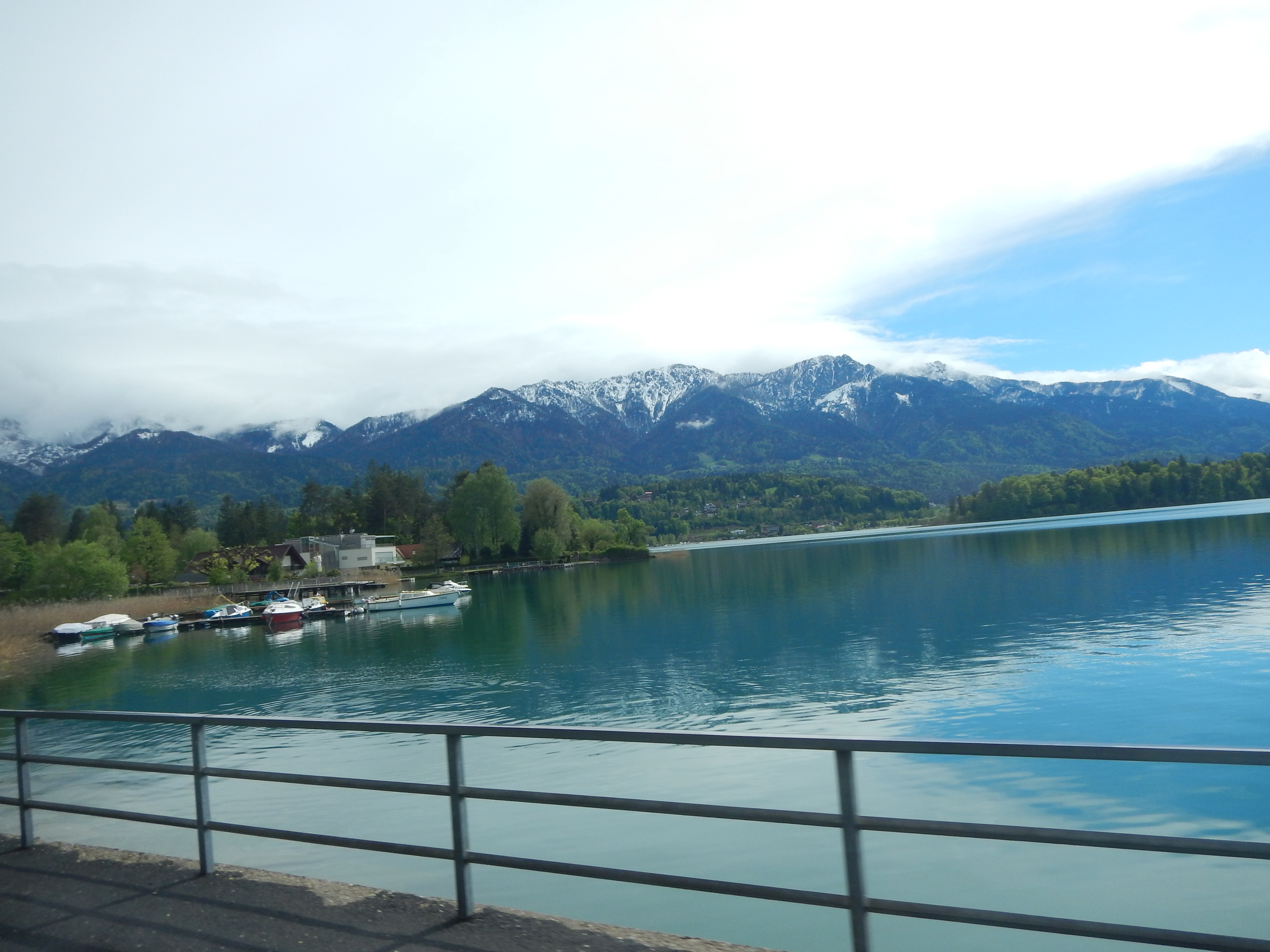 97B98E51-2A44-4F86-B69E-644D7EF6AC7A