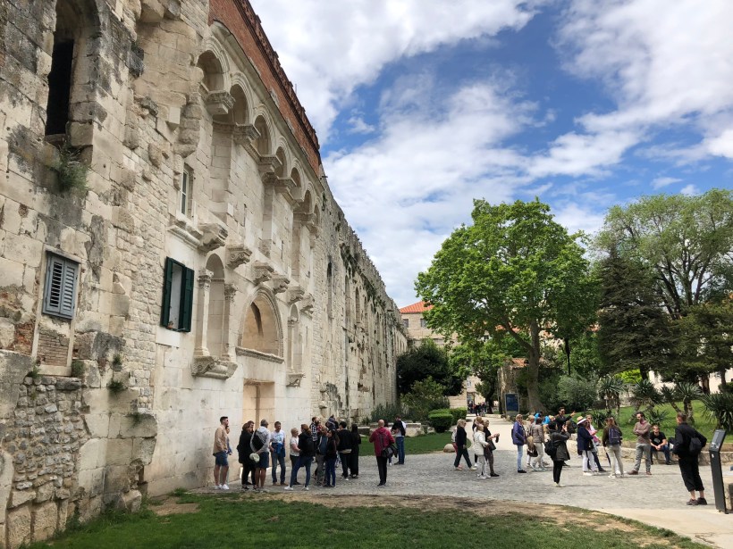 CDAAFDBD-D5A0-46A0-B2F8-FF713BF9B607