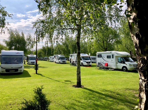 BC0BA871-CC8F-4AE2-B09C-FDD765ED6067